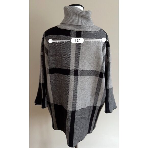 Rain + Rose turtle neck sweater in black and gray. Size XL. - Picture 4 of 8